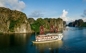 Heritage Line Ylang Cruise - Halong Bay & Lan Ha Bay